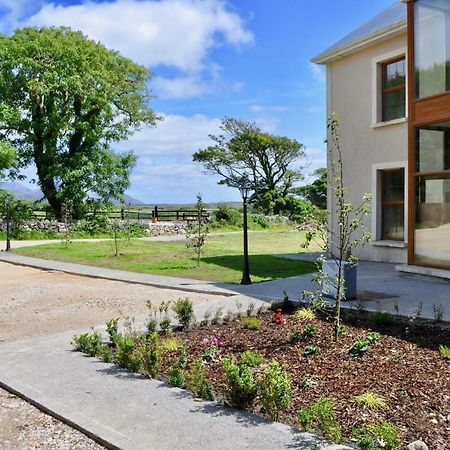 Island View Townhouses Clifden Exterior foto